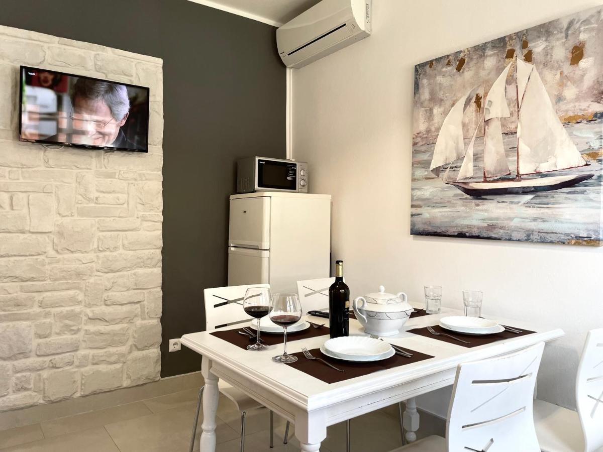 Apartments Villa Ra Zaboric Luaran gambar