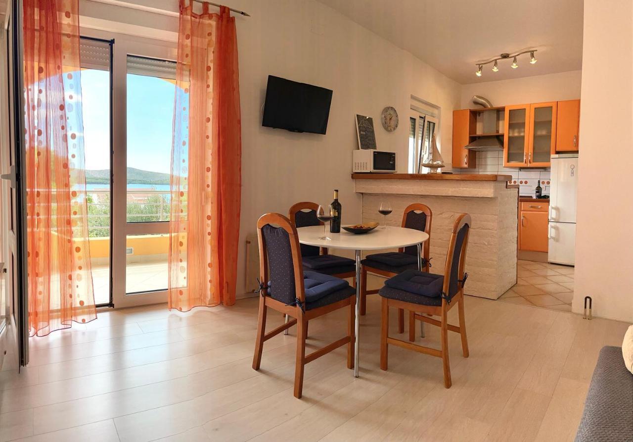 Apartments Villa Ra Zaboric Luaran gambar