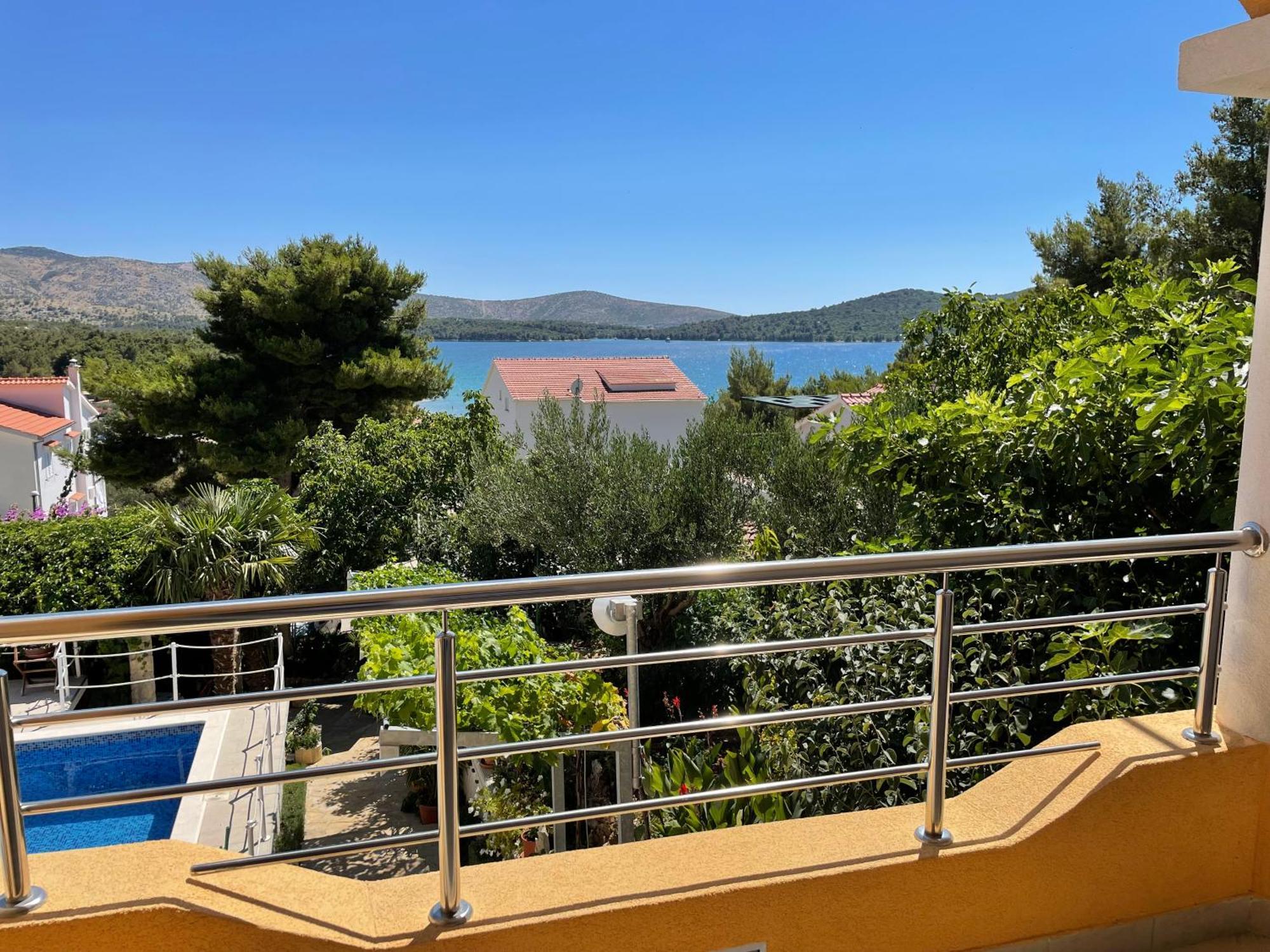 Apartments Villa Ra Zaboric Luaran gambar