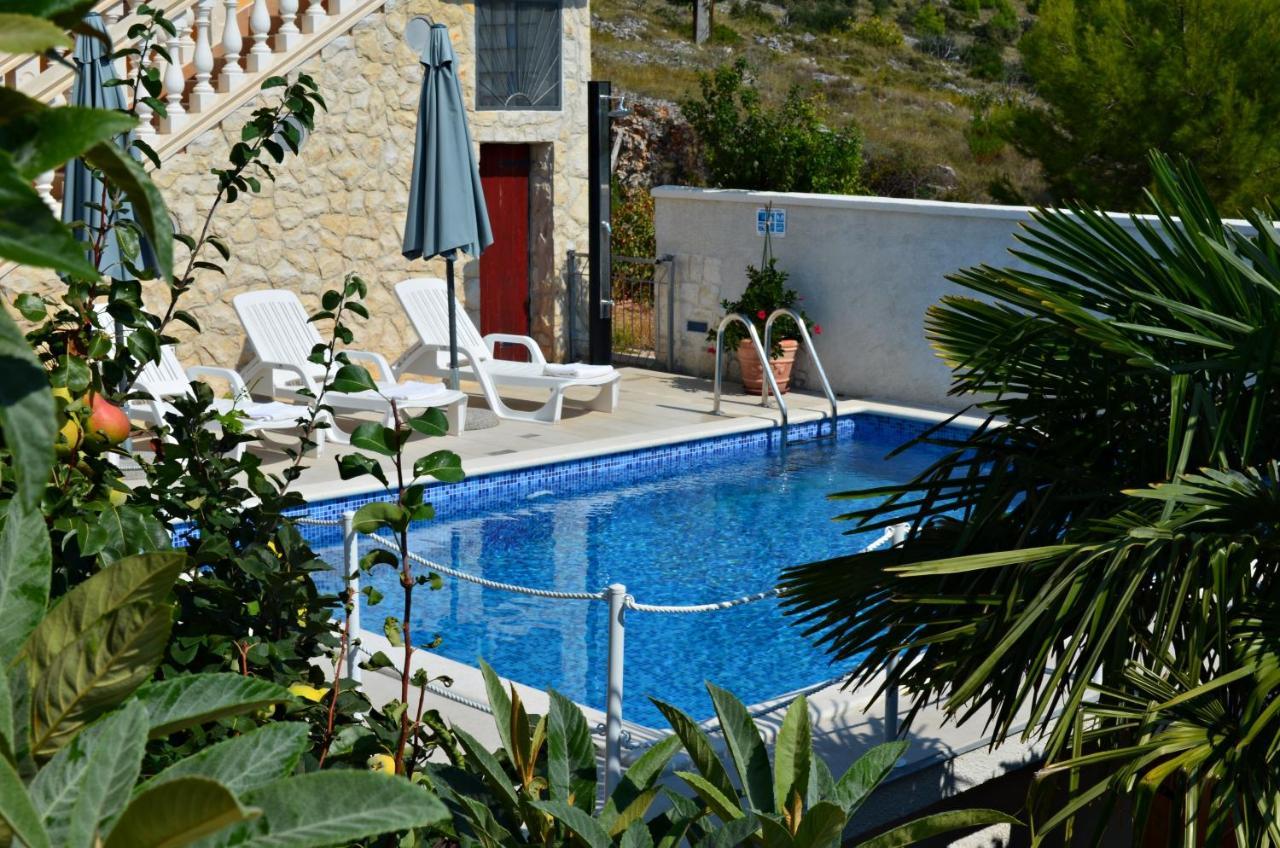 Apartments Villa Ra Zaboric Luaran gambar