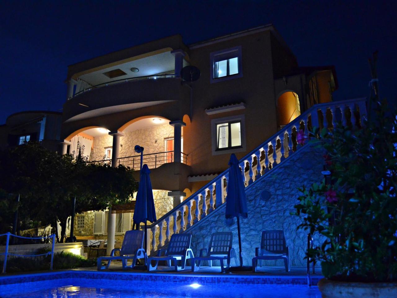 Apartments Villa Ra Zaboric Luaran gambar