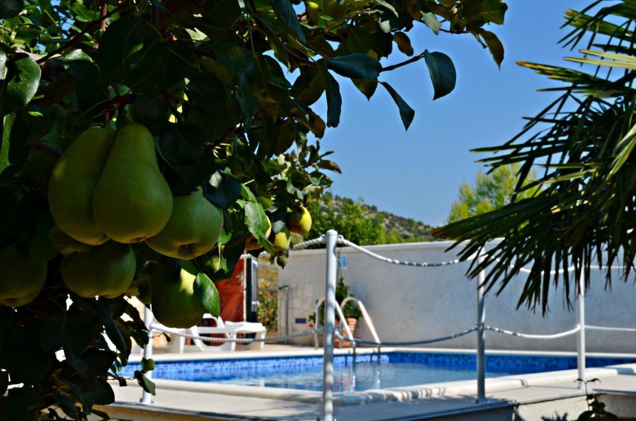 Apartments Villa Ra Zaboric Luaran gambar